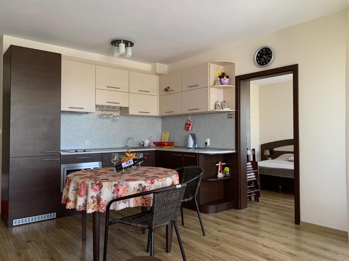 Аппартамент Pines Beach Resort Byala  Exterior photo
